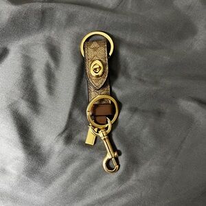 Coach trigger keychain Gold and Brown Keychain with Hook